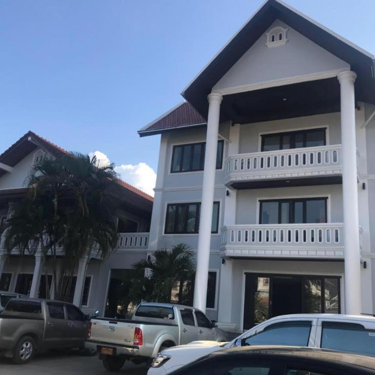 לואנג פרבאנג Saysamphanh Hotel מראה חיצוני תמונה