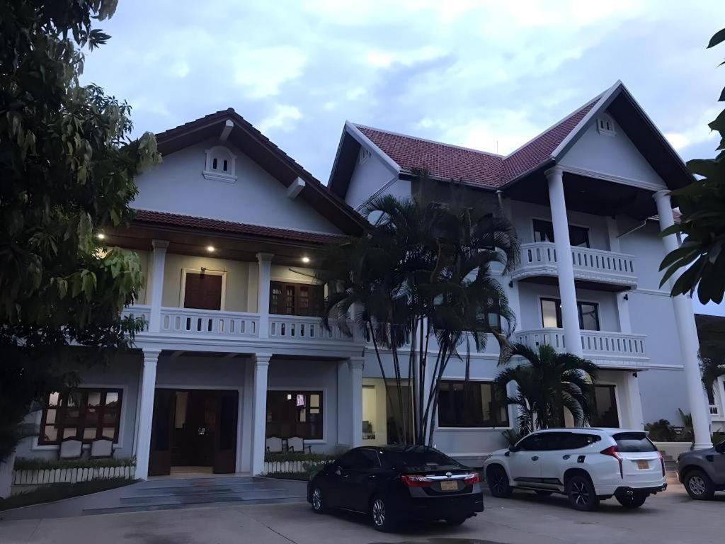 לואנג פרבאנג Saysamphanh Hotel מראה חיצוני תמונה
