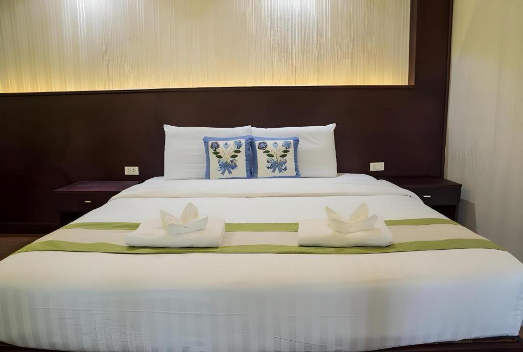 לואנג פרבאנג Saysamphanh Hotel מראה חיצוני תמונה