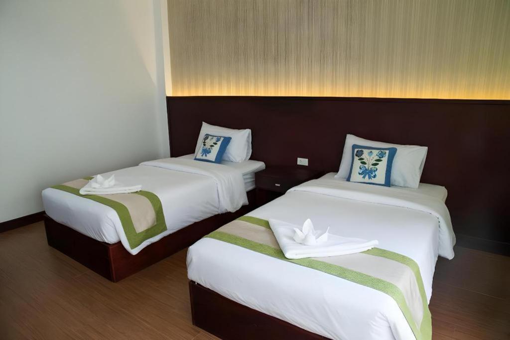 לואנג פרבאנג Saysamphanh Hotel מראה חיצוני תמונה