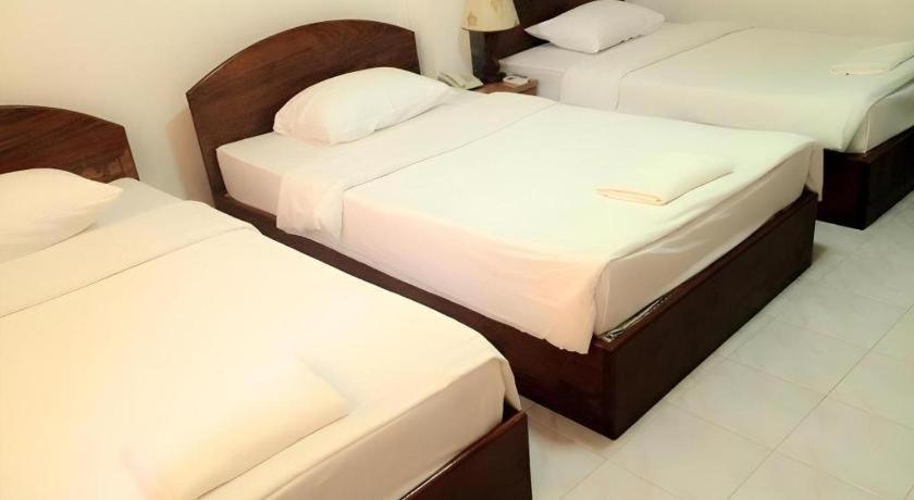 לואנג פרבאנג Saysamphanh Hotel מראה חיצוני תמונה