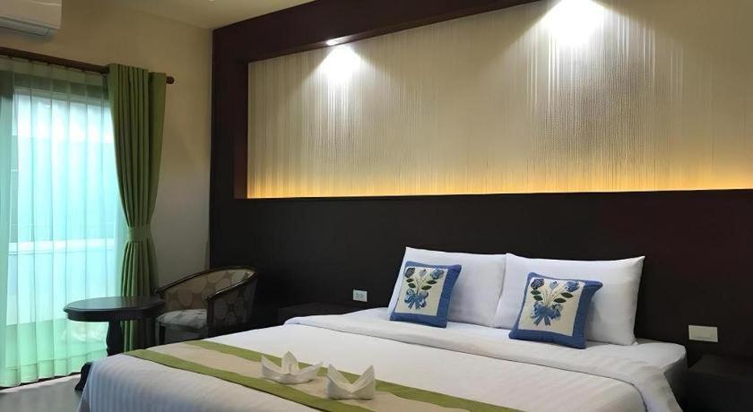 לואנג פרבאנג Saysamphanh Hotel מראה חיצוני תמונה