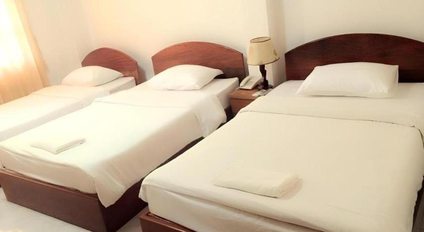 לואנג פרבאנג Saysamphanh Hotel מראה חיצוני תמונה
