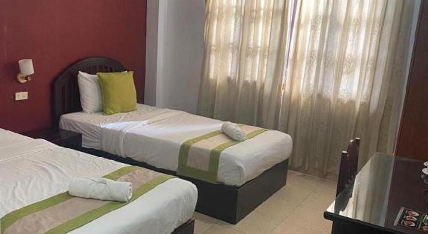 לואנג פרבאנג Saysamphanh Hotel מראה חיצוני תמונה