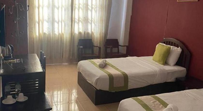 לואנג פרבאנג Saysamphanh Hotel מראה חיצוני תמונה