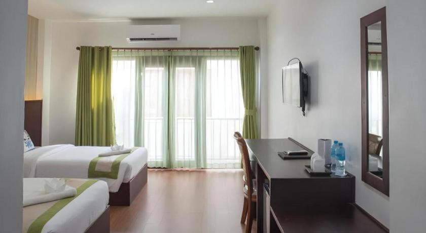 לואנג פרבאנג Saysamphanh Hotel מראה חיצוני תמונה