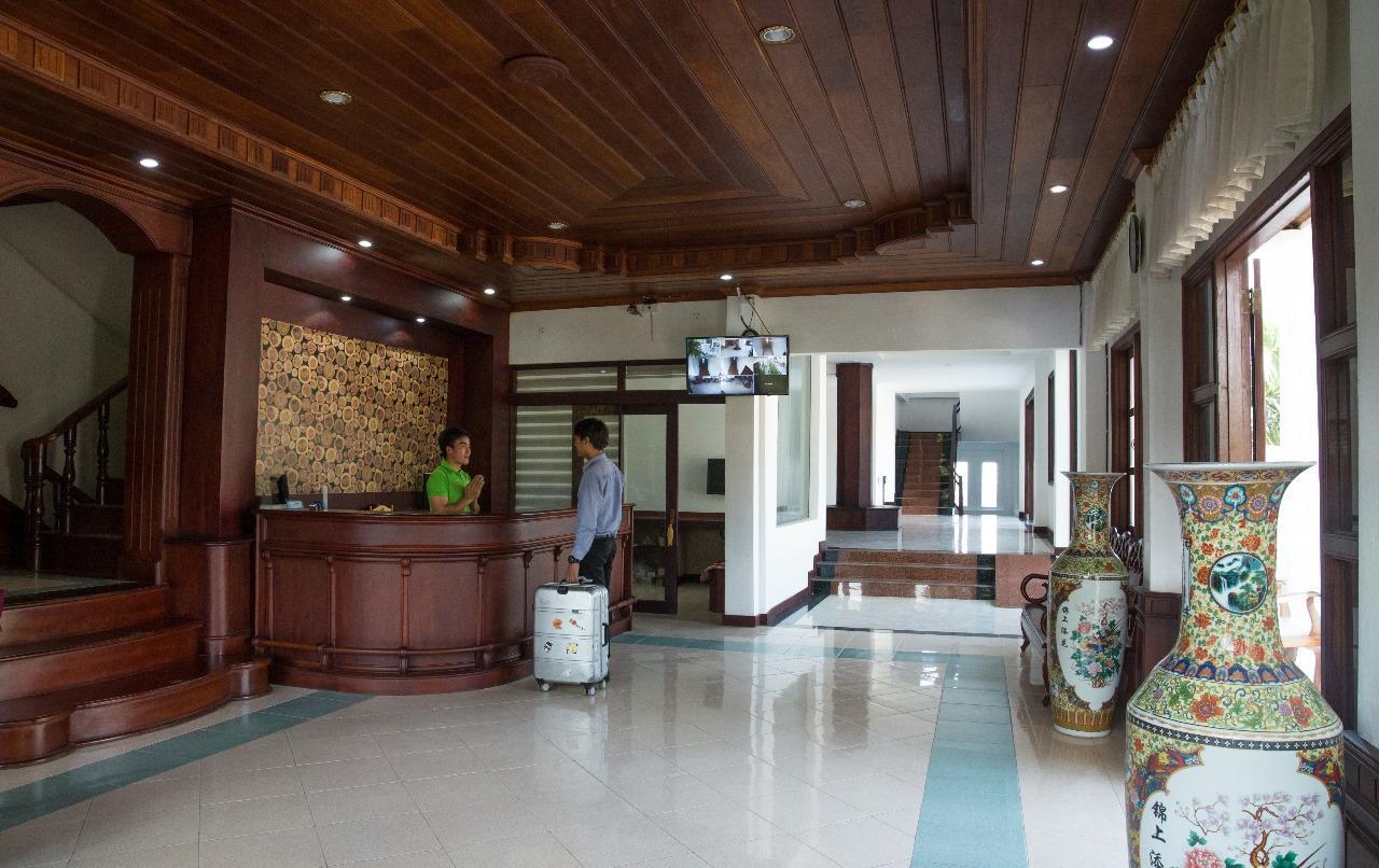 לואנג פרבאנג Saysamphanh Hotel מראה חיצוני תמונה