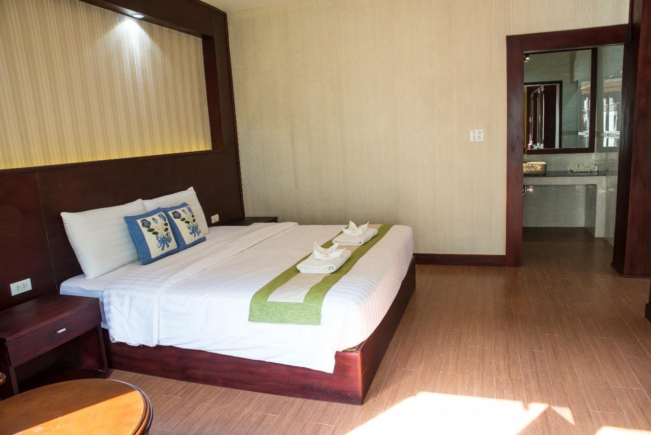לואנג פרבאנג Saysamphanh Hotel מראה חיצוני תמונה